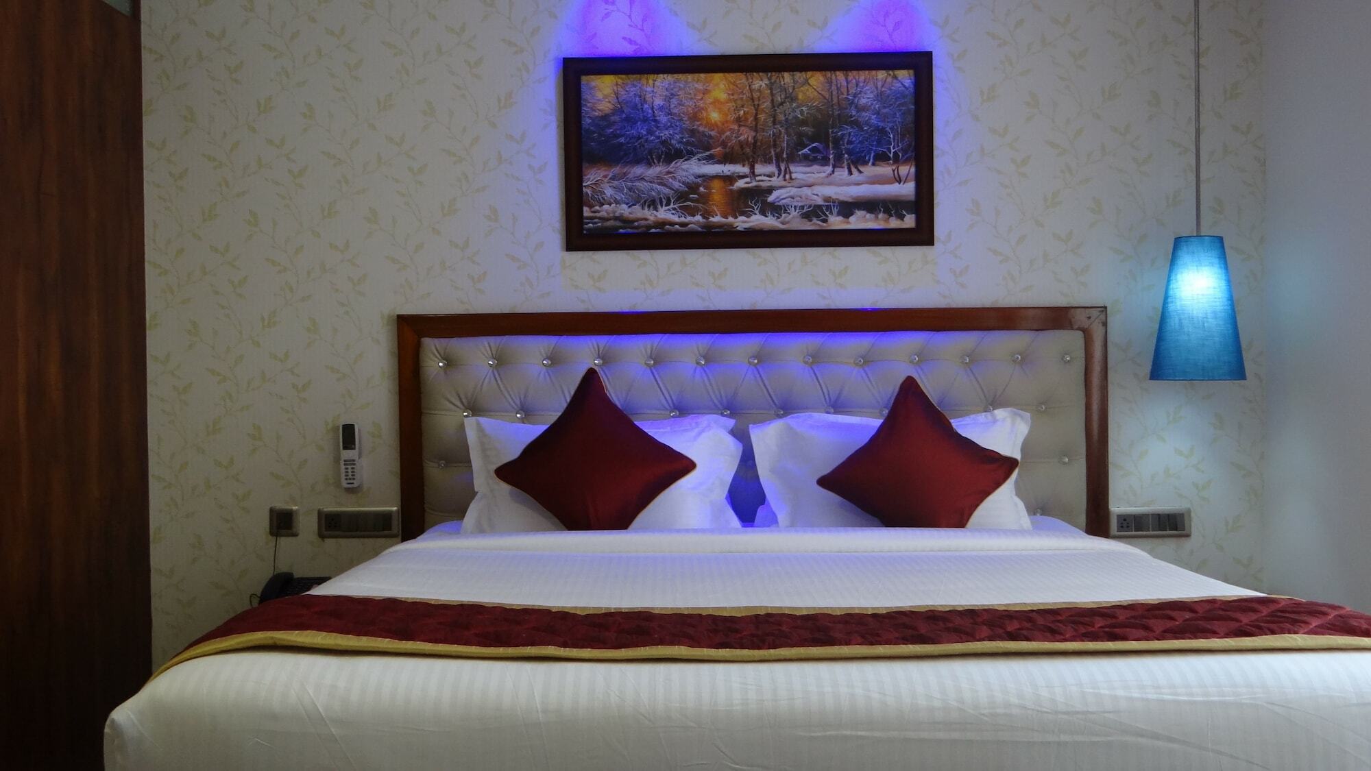Arna Hotel Devanahalli ภายนอก รูปภาพ